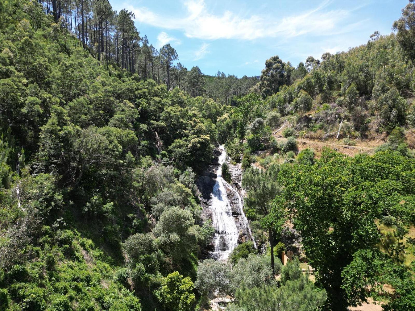 Retreat At Waterfall Valley 파를 외부 사진